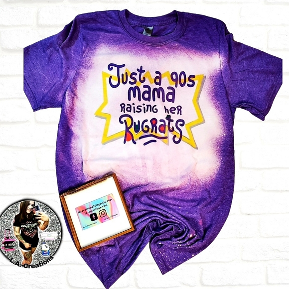 Just A 90s Mama Raising her rugrats - Bleached Tee - Picture 2 of 3